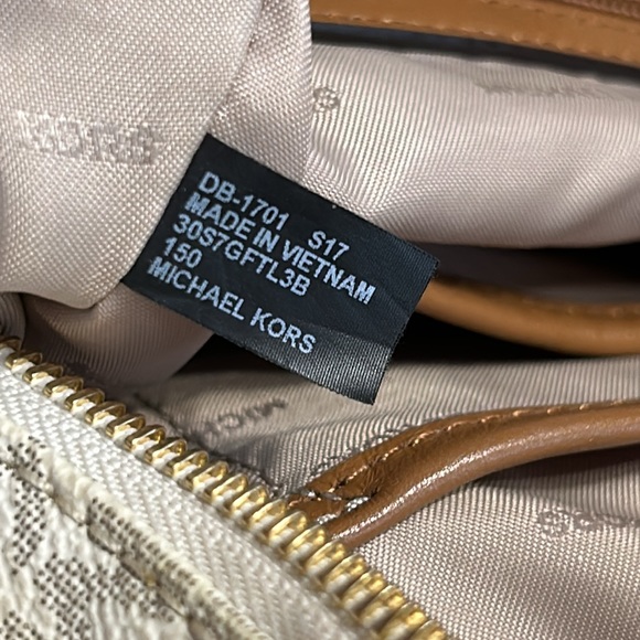 Michael Kors handbag. Vanilla color with tan straps and gold hardware. - Picture 12 of 16